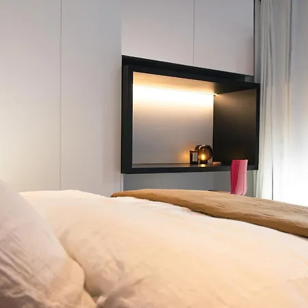 Beautiful Days Duplex - Center 公寓 *
